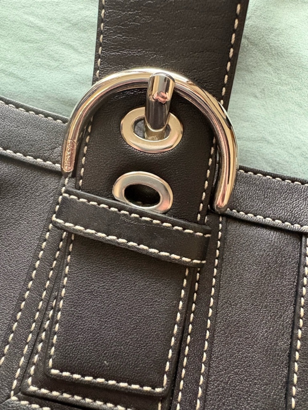 Coach Like New Black Leather Soho Tote Handbag - Picture 4 of 14